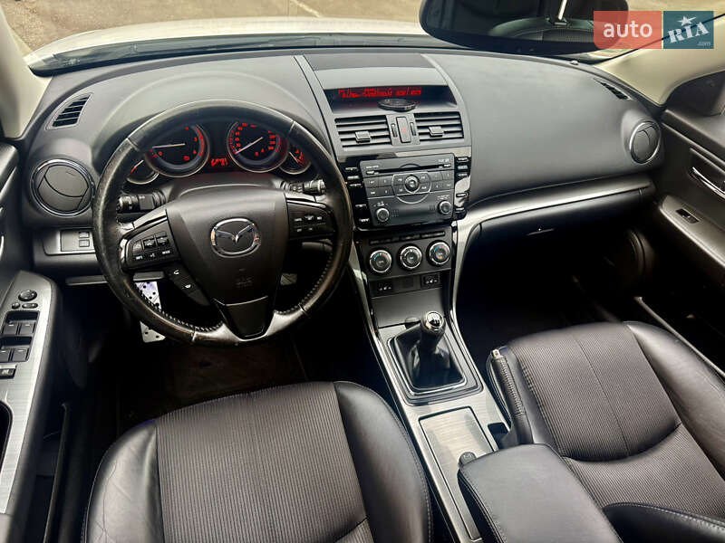 Лифтбек Mazda 6 2011 в Ровно