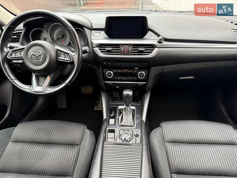 Седан Mazda 6 2017 в Каменец-Подольском