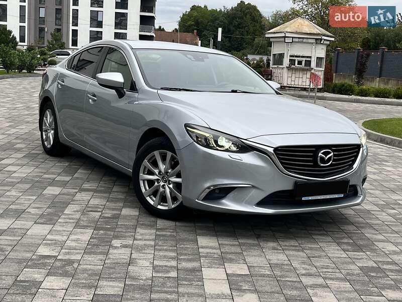 Седан Mazda 6 2016 в Мукачево