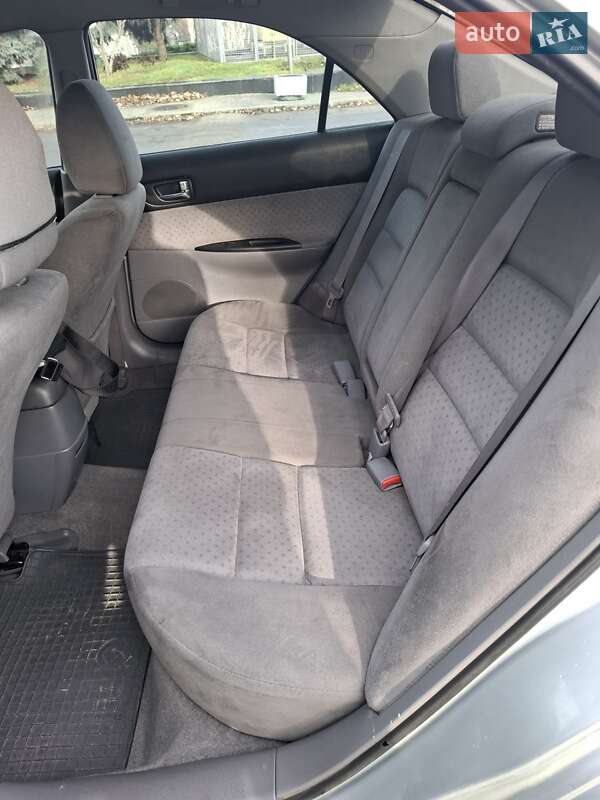 Седан Mazda 6 2004 в Запорожье
