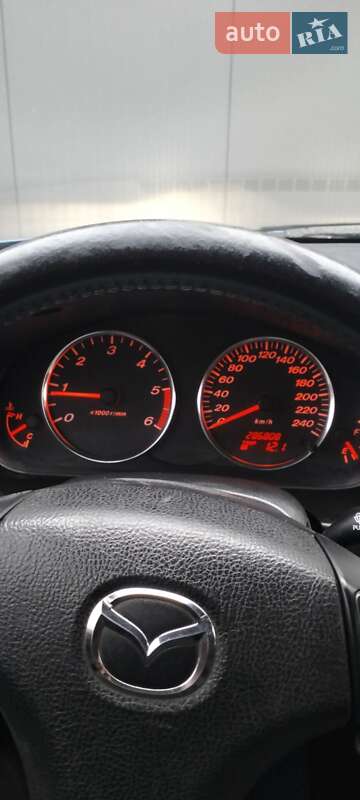 Універсал Mazda 6 2004 в Кам'янці-Бузькій