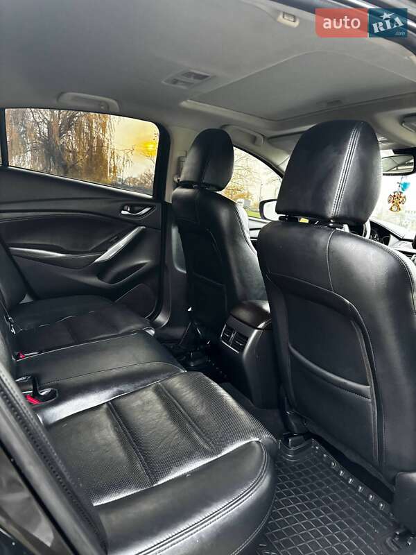 Седан Mazda 6 2017 в Олександрії