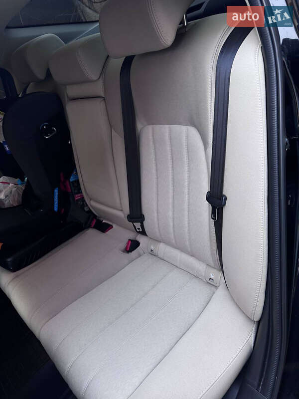 Седан Mazda 6 2018 в Миколаєві