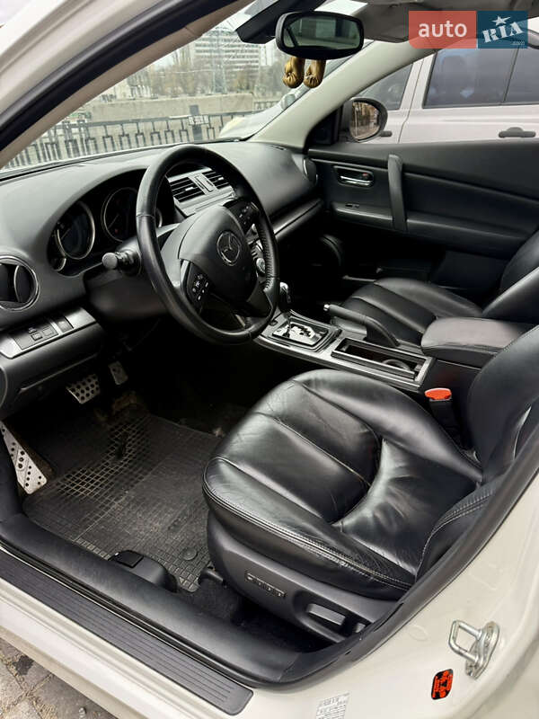 Седан Mazda 6 2011 в Харькове