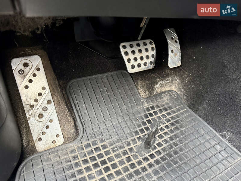 Седан Mazda 6 2011 в Харькове