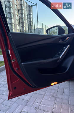 Седан Mazda 6 2015 в Днепре