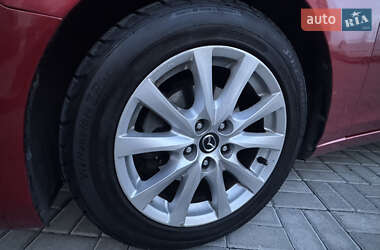 Седан Mazda 6 2015 в Днепре