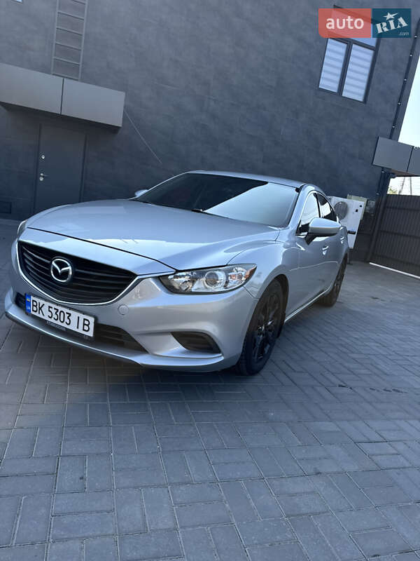 Седан Mazda 6 2016 в Костополе