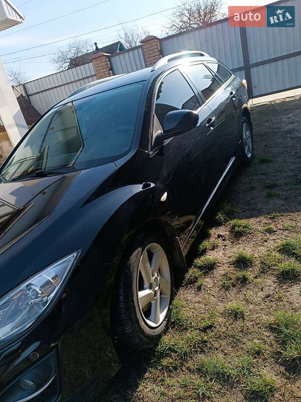 Универсал Mazda 6 2011 в Попельне