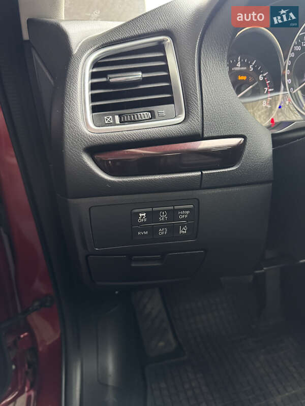 Седан Mazda 6 2014 в Львові