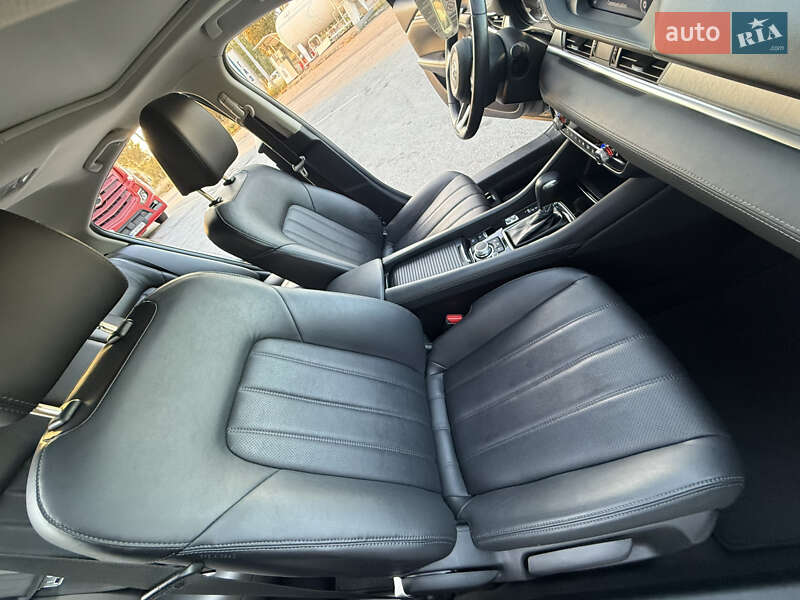 Седан Mazda 6 2021 в Житомире