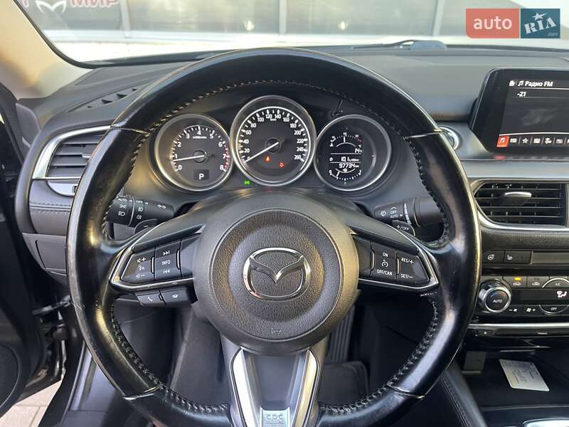 Седан Mazda 6 2016 в Николаеве