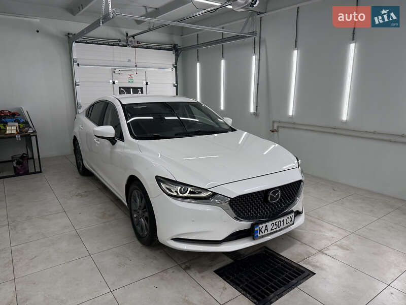 Седан Mazda 6 2019 в Киеве