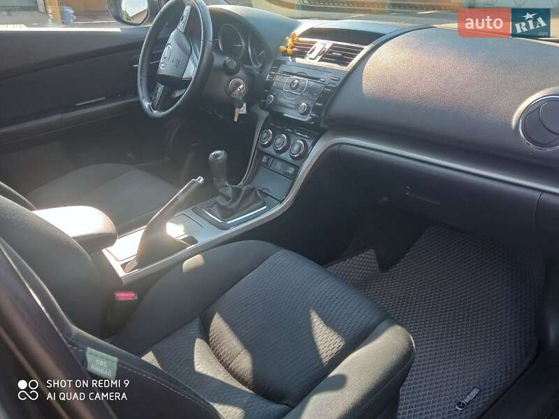 Універсал Mazda 6 2010 в Шепетівці