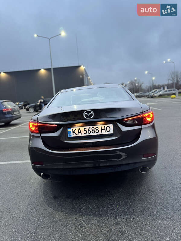 Седан Mazda 6 2015 в Киеве