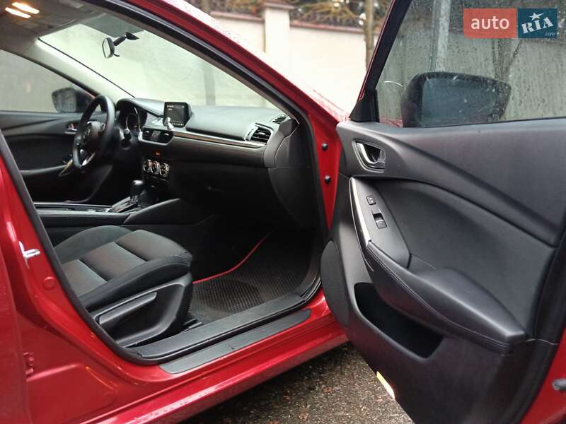 Седан Mazda 6 2017 в Киеве