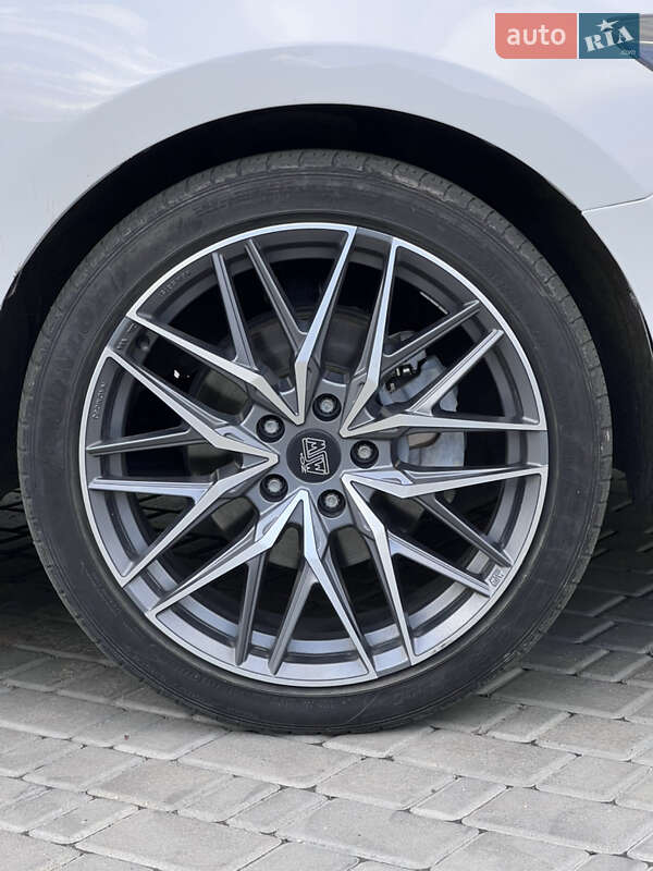 Седан Mazda 6 2015 в Кропивницком