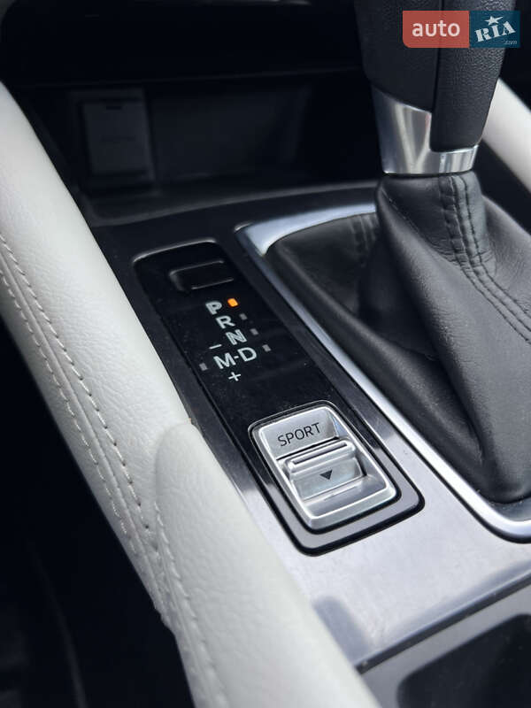 Седан Mazda 6 2015 в Кропивницком