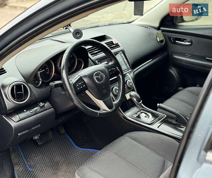 Седан Mazda 6 2011 в Запоріжжі