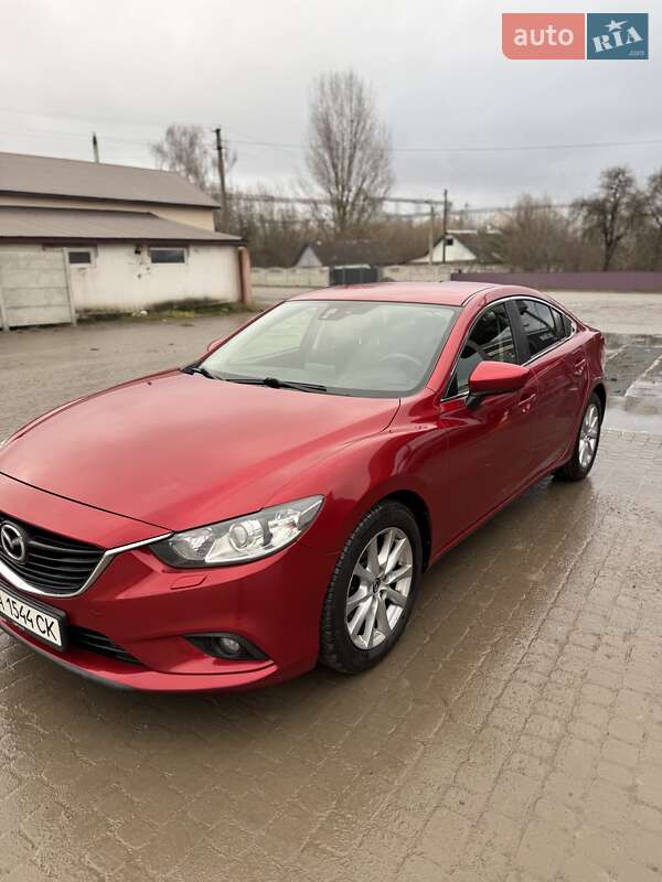 Седан Mazda 6 2015 в Белогорье