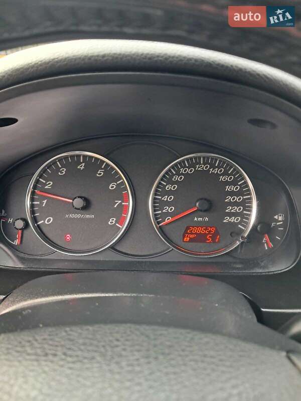 Седан Mazda 6 2002 в Луцьку