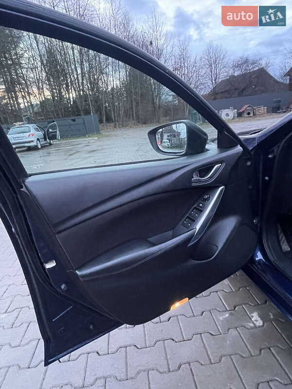 Седан Mazda 6 2012 в Ивано-Франковске