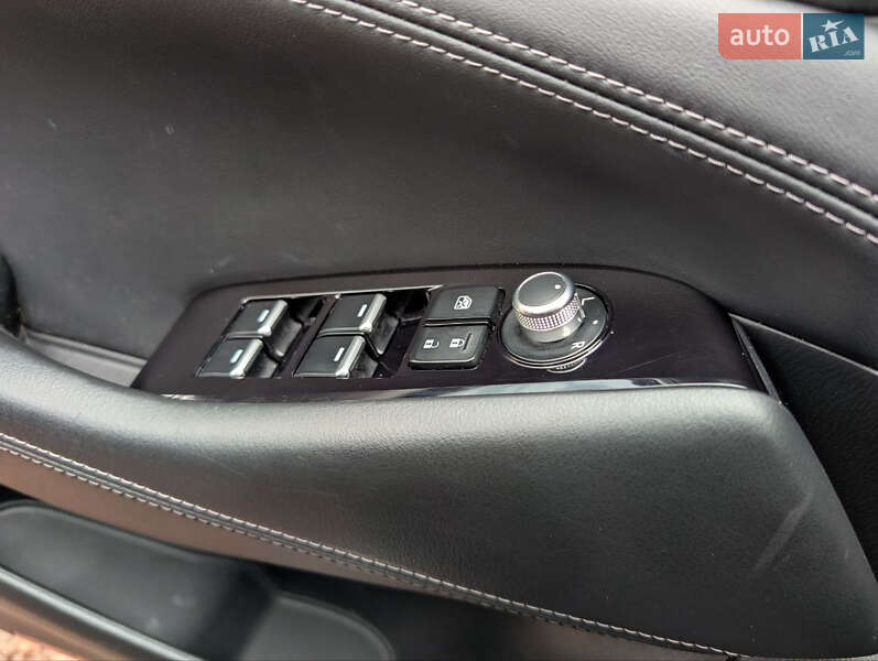 Седан Mazda 6 2019 в Киеве