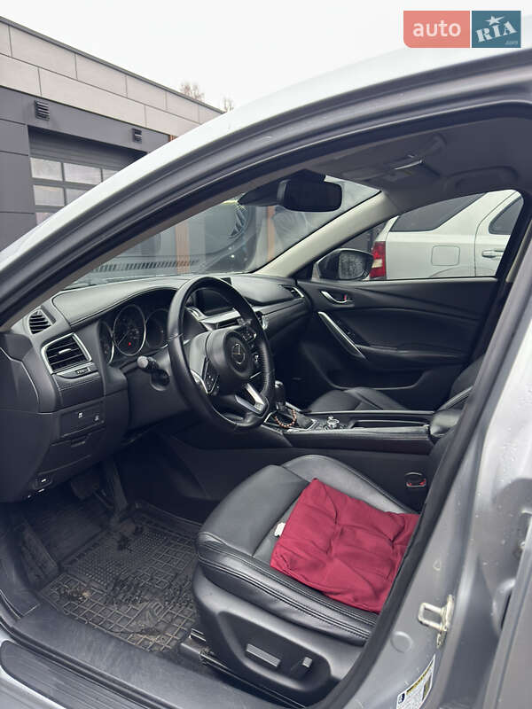 Седан Mazda 6 2016 в Черкасах