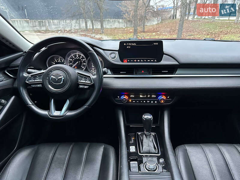 Седан Mazda 6 2018 в Дніпрі
