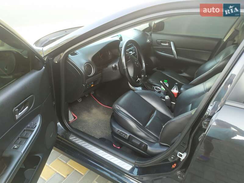 Седан Mazda 6 2007 в Миколаєві
