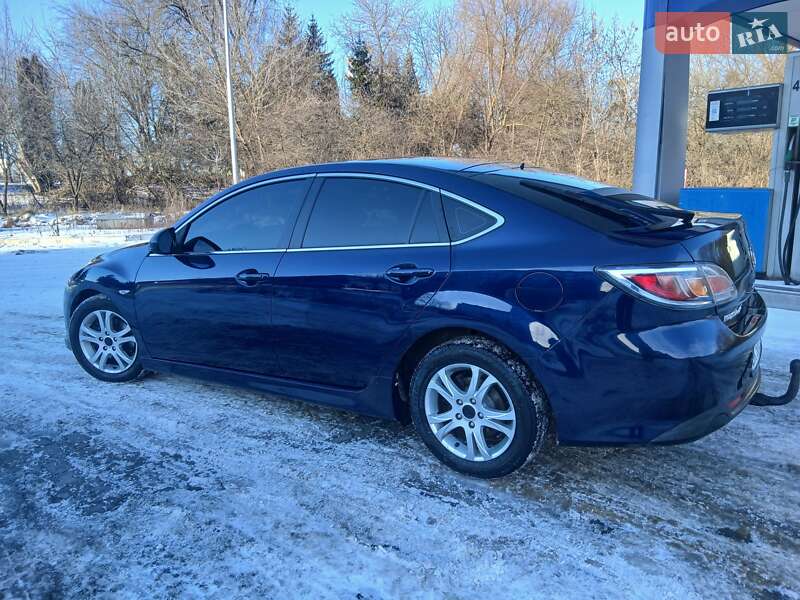 Седан Mazda 6 2010 в Дубно
