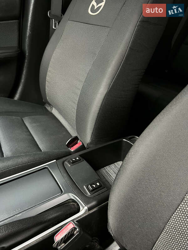 Седан Mazda 6 2005 в Запорожье