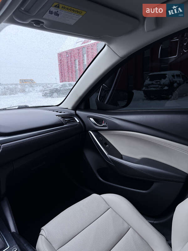 Седан Mazda 6 2016 в Львове