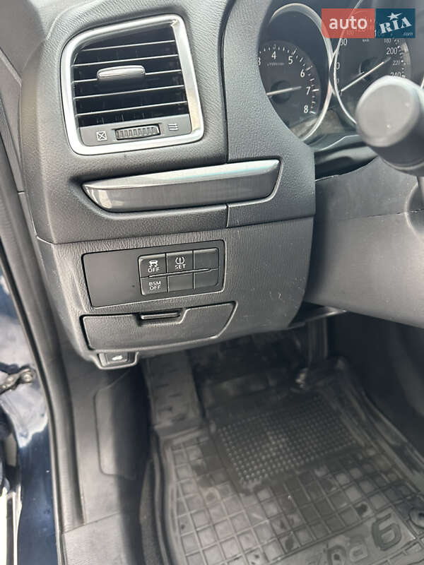 Седан Mazda 6 2014 в Ивано-Франковске