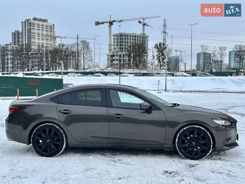 Седан Mazda 6 2019 в Киеве