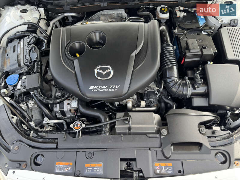 Универсал Mazda 6 2015 в Черновцах