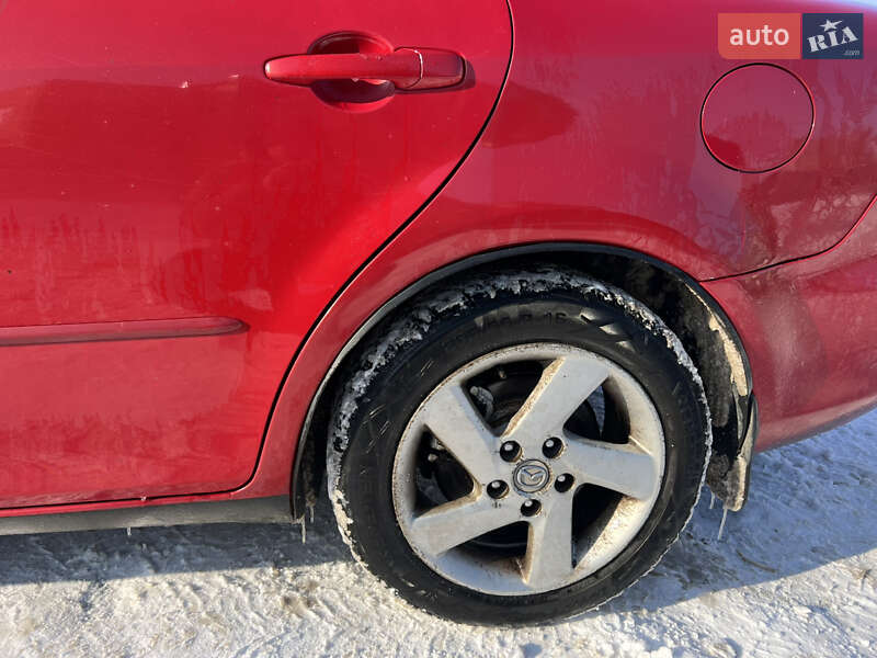Седан Mazda 6 2005 в Черновцах