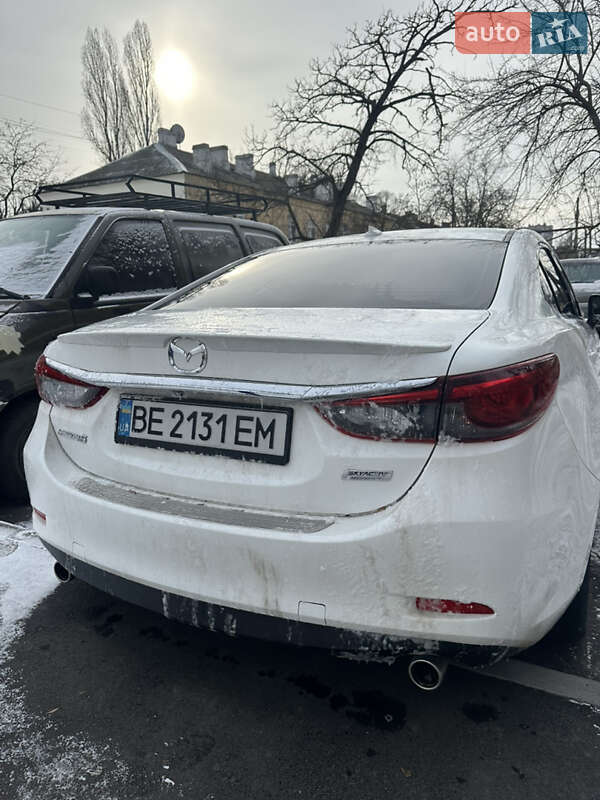 Седан Mazda 6 2015 в Николаеве