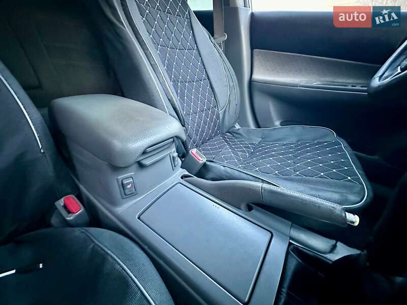 Седан Mazda 6 2002 в Кропивницком