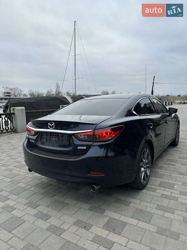 Седан Mazda 6 2016 в Днепре