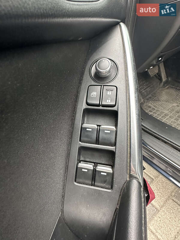 Седан Mazda 6 2016 в Днепре