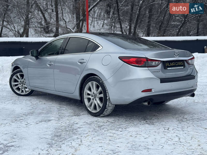 Седан Mazda 6 2016 в Киеве