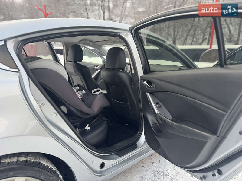 Седан Mazda 6 2016 в Киеве