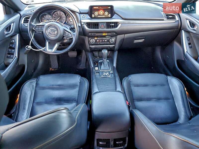 Седан Mazda 6 2017 в Киеве