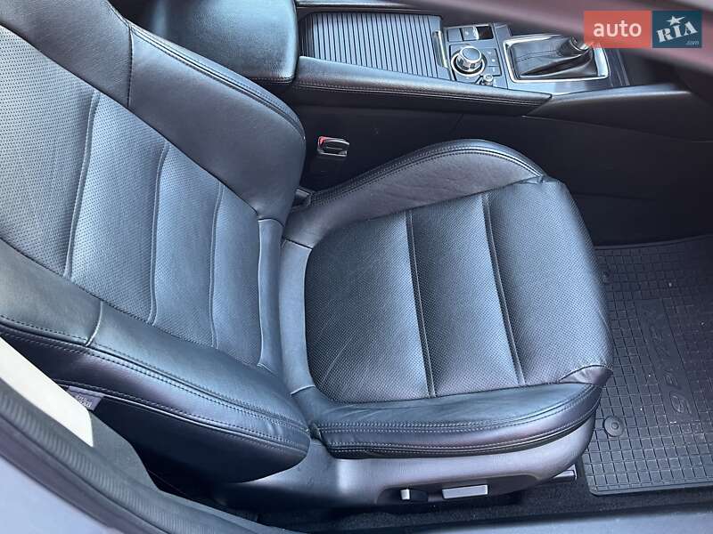 Седан Mazda 6 2016 в Мукачево