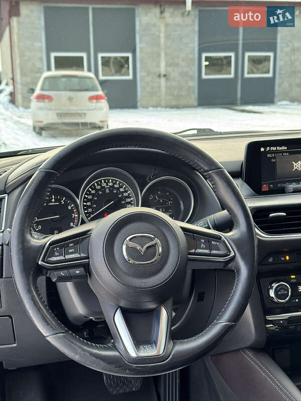 Седан Mazda 6 2016 в Ровно