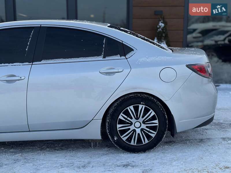 Седан Mazda 6 2008 в Ровно