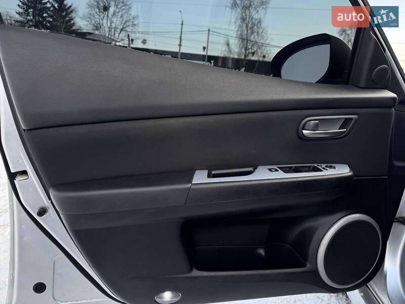 Седан Mazda 6 2008 в Ровно