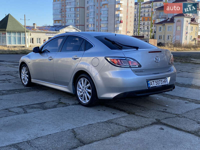 Лифтбек Mazda 6 2010 в Болехове
