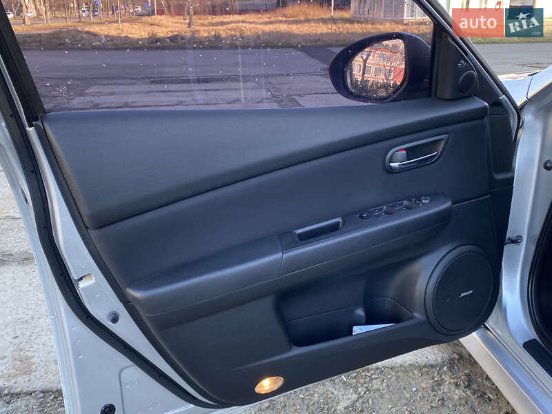 Лифтбек Mazda 6 2010 в Болехове